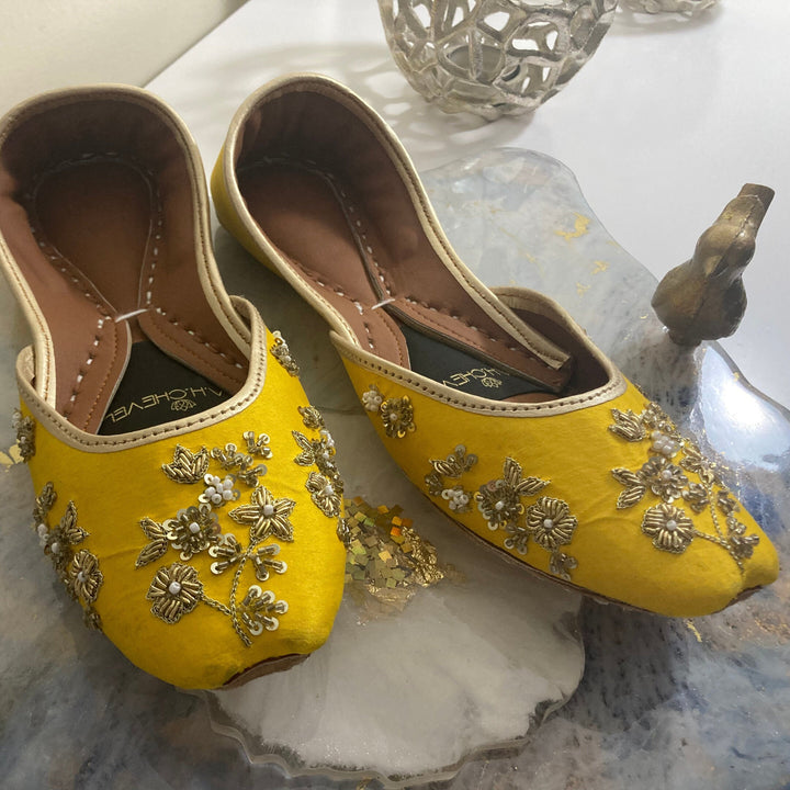 Cadmium Yellow Vibrance - Yellow Ballet Flat with Indian Embellishment Indian Flats Yellow Mojari Yellow Juti Yellow Khussa