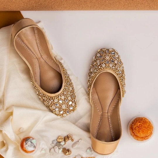 Quintessential Kundan - Beautiful Embellished Wedding Flats Kundan flats Kundan Juti Kundan Khussa Ballerines