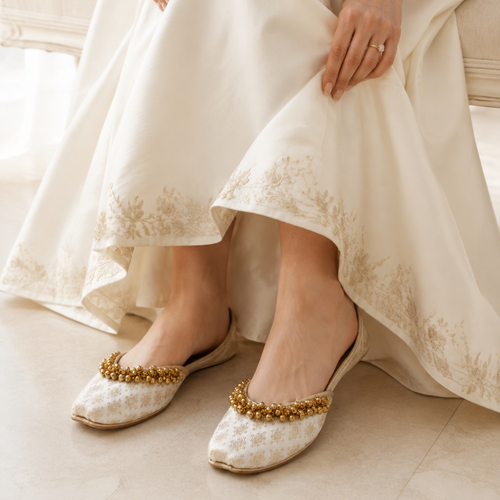 gold shoes with ivory wedding dress Flat – Qhareed detachable train prom dresses